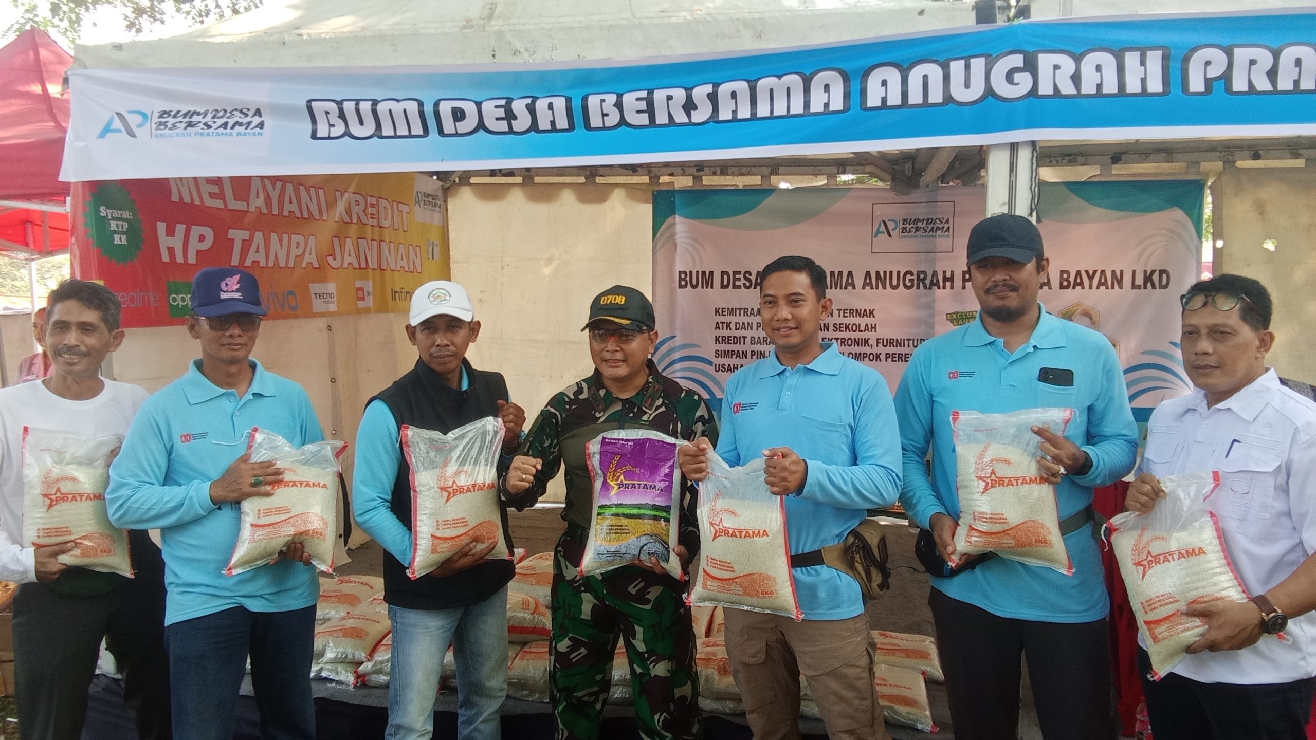 BUMDESMA Anugrah Pratama Bayan Luncurkan Beras Bintang Pratama di Acara Pasar Bebrayan 2025