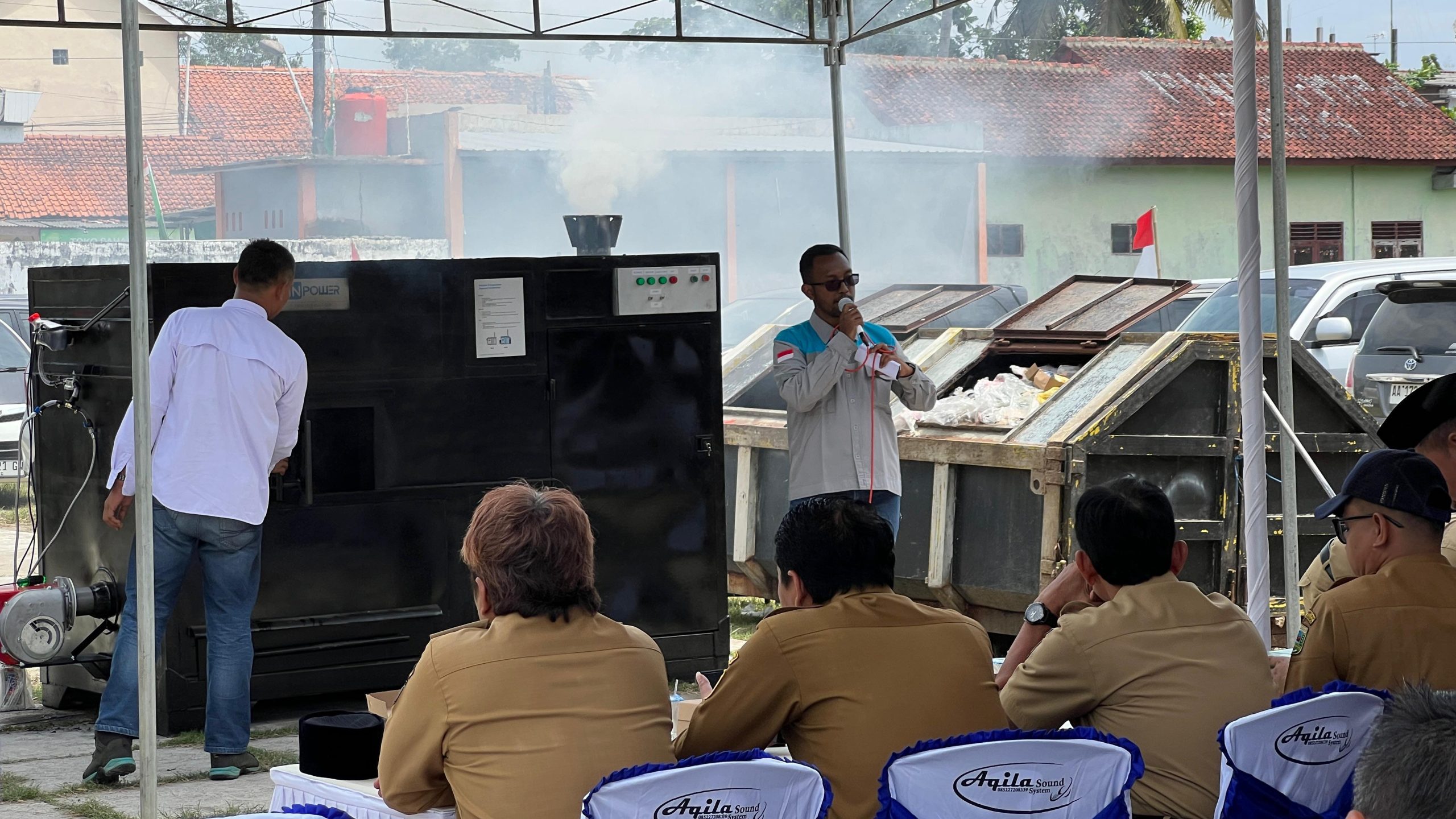 Pemdes Bojongsari Gandeng Pihak Ketiga Demontrasi Mesin Incinerator