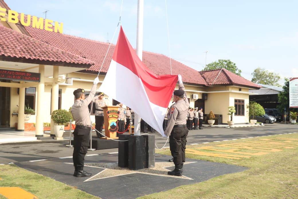 Kapolres Kebumen Tekankan Semangat Pengabdian Personel dalam Upacara Haornas 2025